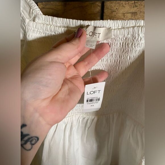 Loft white off shoulder top NWT‎ - Picture 4 of 7